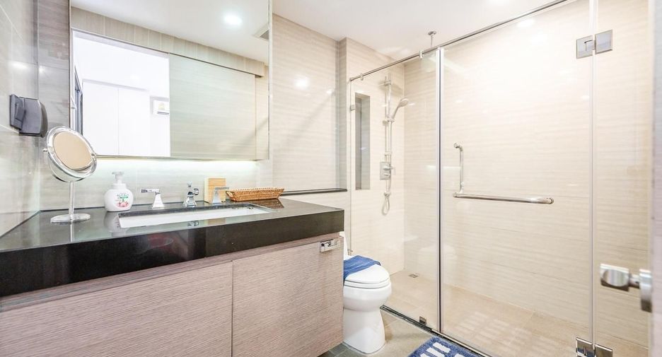 For rent 1 bed condo in Pathum Wan, Bangkok