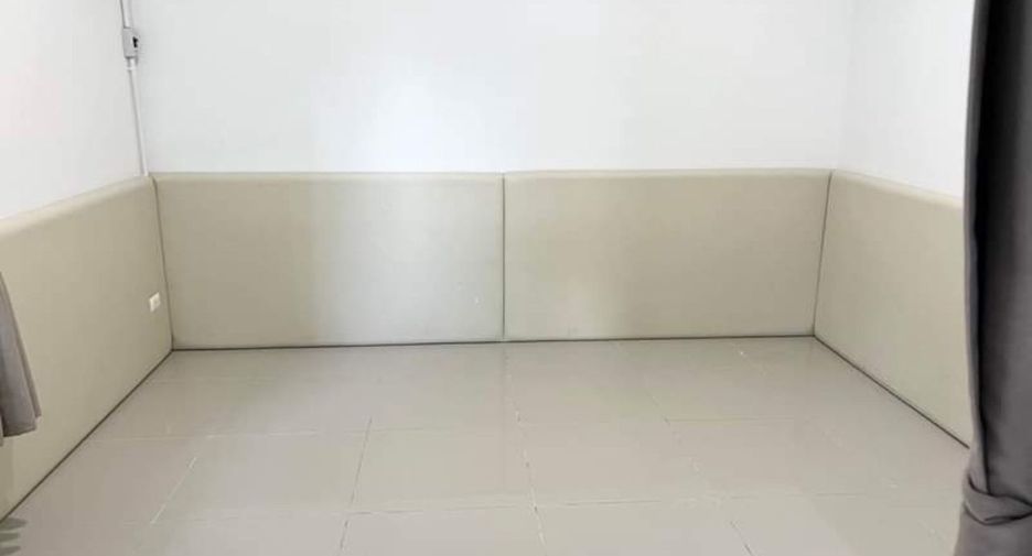 Casa en alquiler de 5 habitaciones en Mueang Phuket, Phuket