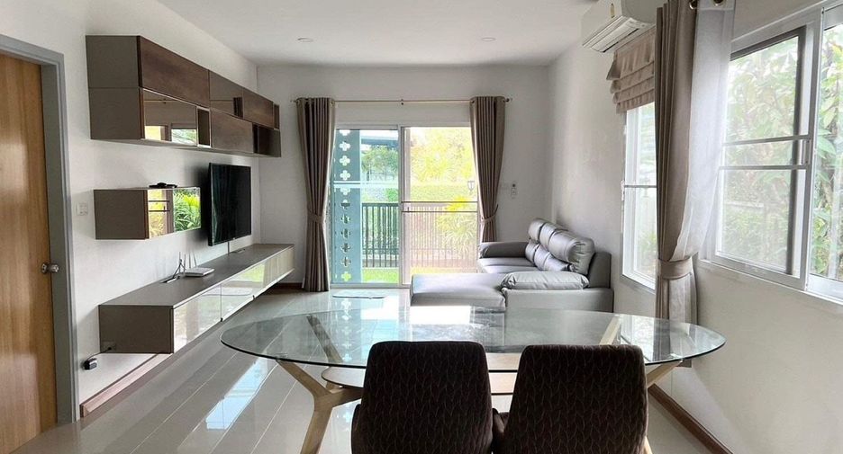 Casa en alquiler de 5 habitaciones en Mueang Phuket, Phuket