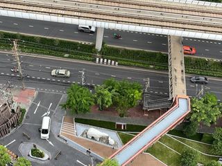 Продажа 1 кровать кондо в Пхаси Чароен, Бангкок