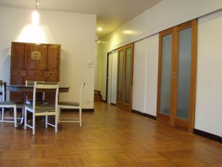 For rent 4 bedrooms house in Huai Khwang, Bangkok
