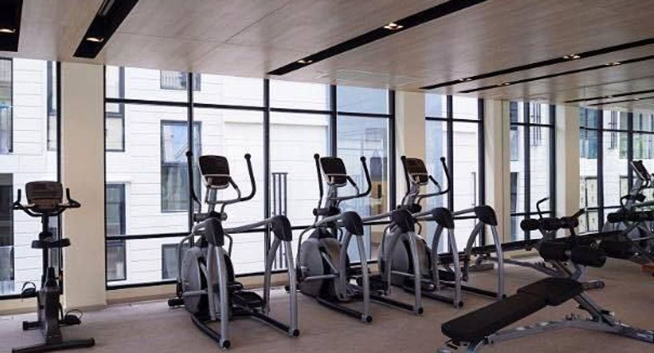 For rent 1 bed condo in Huai Khwang, Bangkok