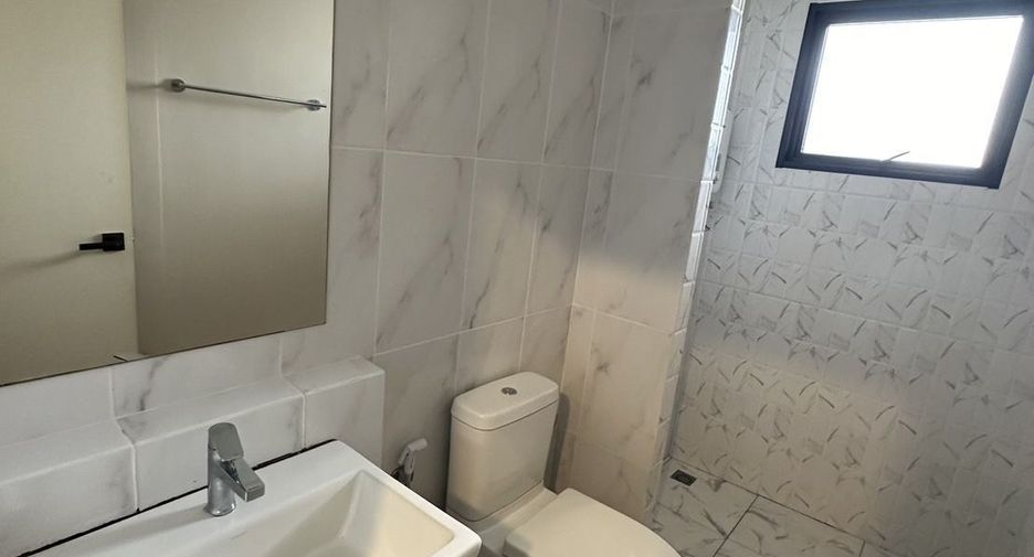 For sale and for rent 3 bedrooms house in Prawet, Bangkok