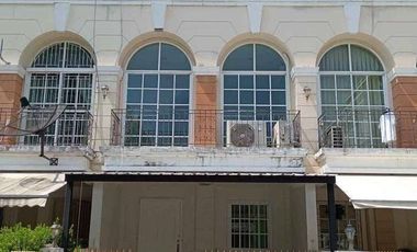 For rent 3 ベッドルーム townhouse in Bang Kapi, Bangkok