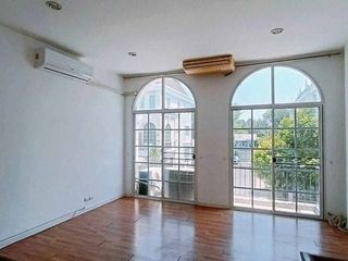 Reihenhaus zur Miete mit 3 Zimmer in Bang Kapi, Bangkok