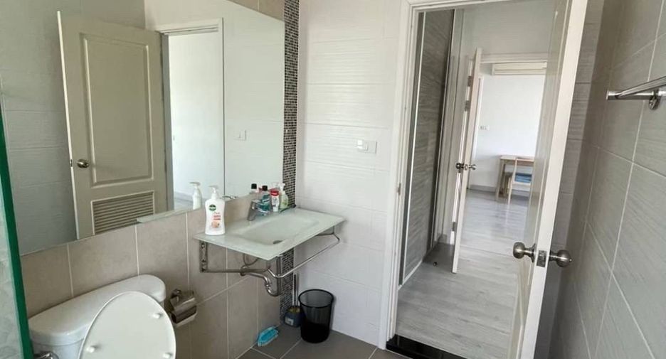 For sale 2 bedrooms condo in Khan Na Yao, Bangkok