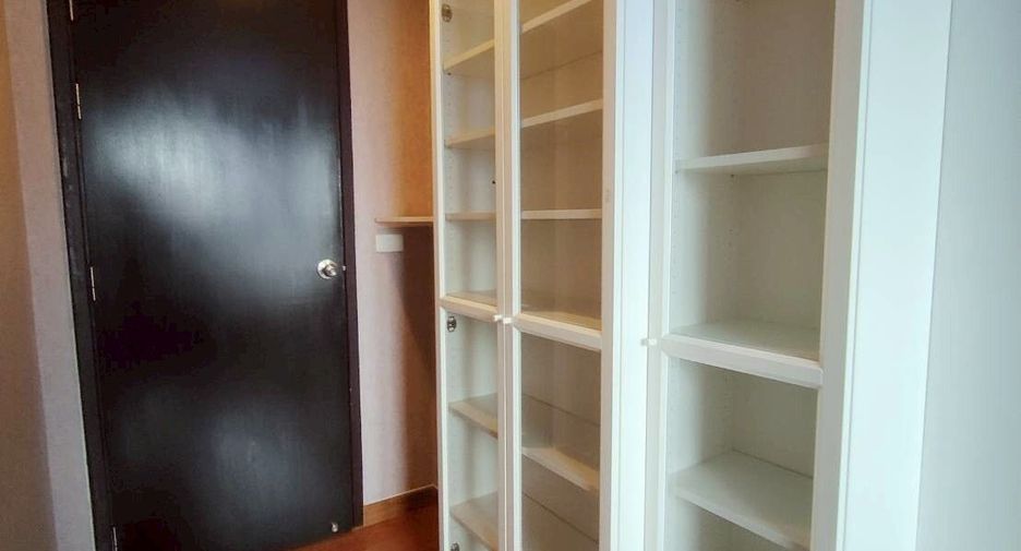 For rent 2 ベッドルーム condo in Khlong Toei, Bangkok