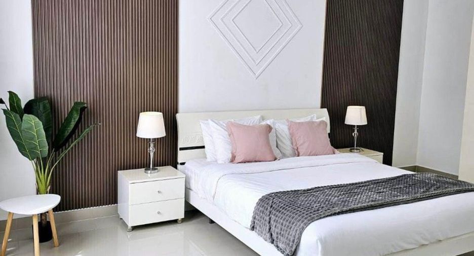 For rent 4 bedrooms villa in Mueang Phuket, Phuket