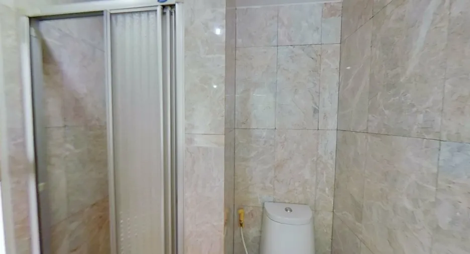 For sale and for rent 2 bedrooms condo in Watthana, Bangkok