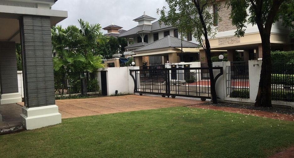 For rent 4 bedrooms house in Suan Luang, Bangkok