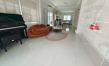 出租 4 卧室 独立屋 在 Phuket Town, 普吉