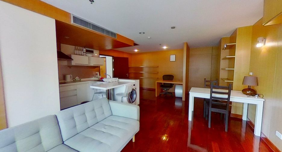 For sale 1 bed condo in Pathum Wan, Bangkok