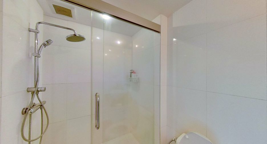 For sale 1 bed condo in Pathum Wan, Bangkok