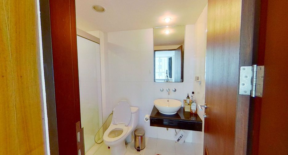 For sale 1 bed condo in Pathum Wan, Bangkok