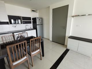 For sale 2 bedrooms condo in Huai Khwang, Bangkok