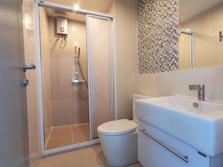 For sale 2 bedrooms condo in Huai Khwang, Bangkok
