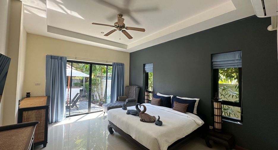 À louer 3 chambres villa à Mueang Phuket, Phuket