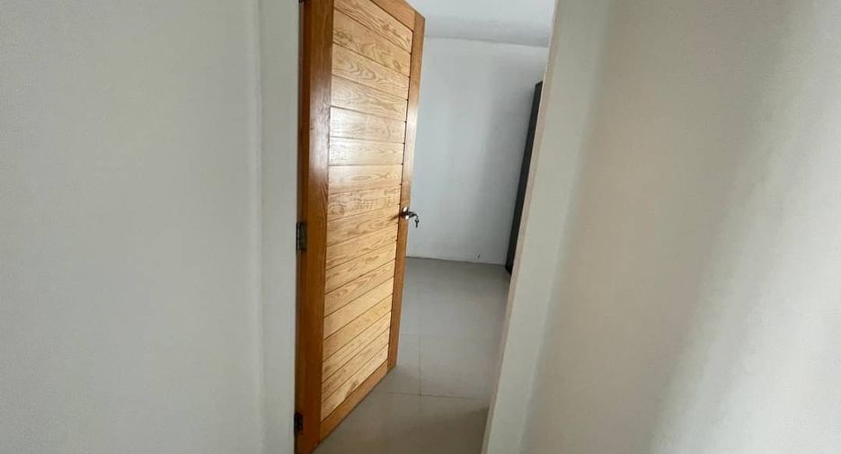 Reihenhaus zur Miete mit 3 Zimmer in Wang Thonglang, Bangkok