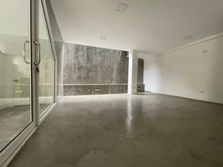 Casa adosada en alquiler de 3 habitaciones en Wang Thonglang, Bangkok