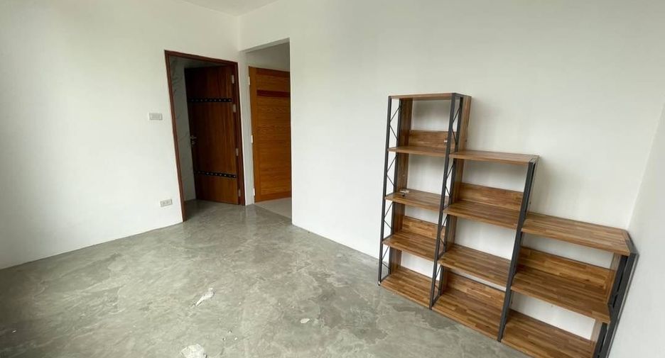 Reihenhaus zur Miete mit 3 Zimmer in Wang Thonglang, Bangkok