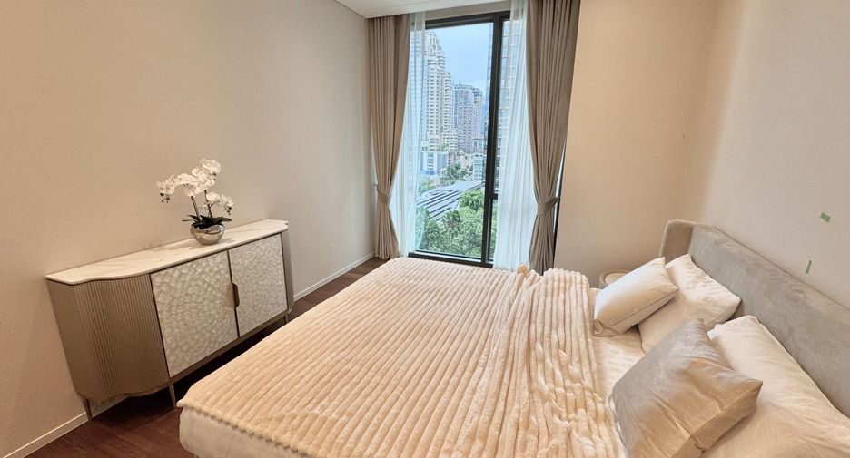For sale 2 ベッドルーム condo in Pathum Wan, Bangkok