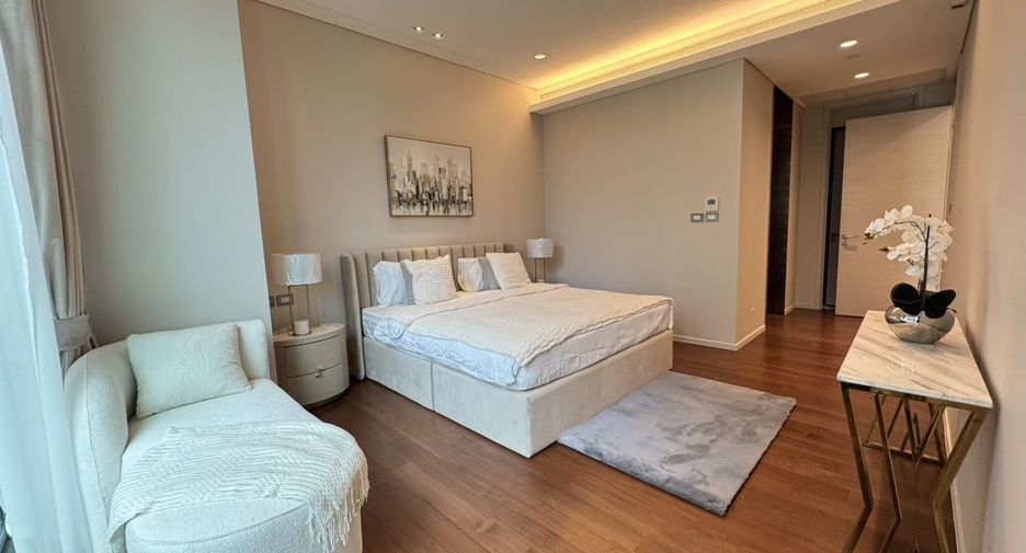 For sale 2 ベッドルーム condo in Pathum Wan, Bangkok