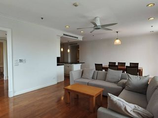 出租 3 卧室 公寓式住宅 在 沙吞, 曼谷