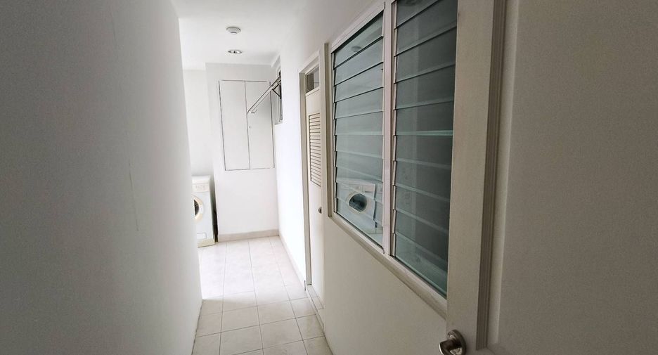 Apartment zur Miete mit 3 Zimmer in Sathon, Bangkok