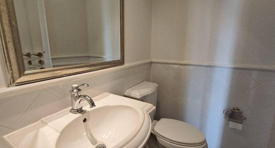Apartment zur Miete mit 3 Zimmer in Sathon, Bangkok