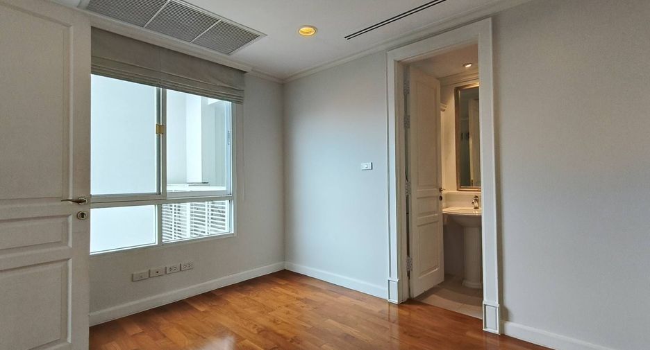 Apartment zur Miete mit 3 Zimmer in Sathon, Bangkok