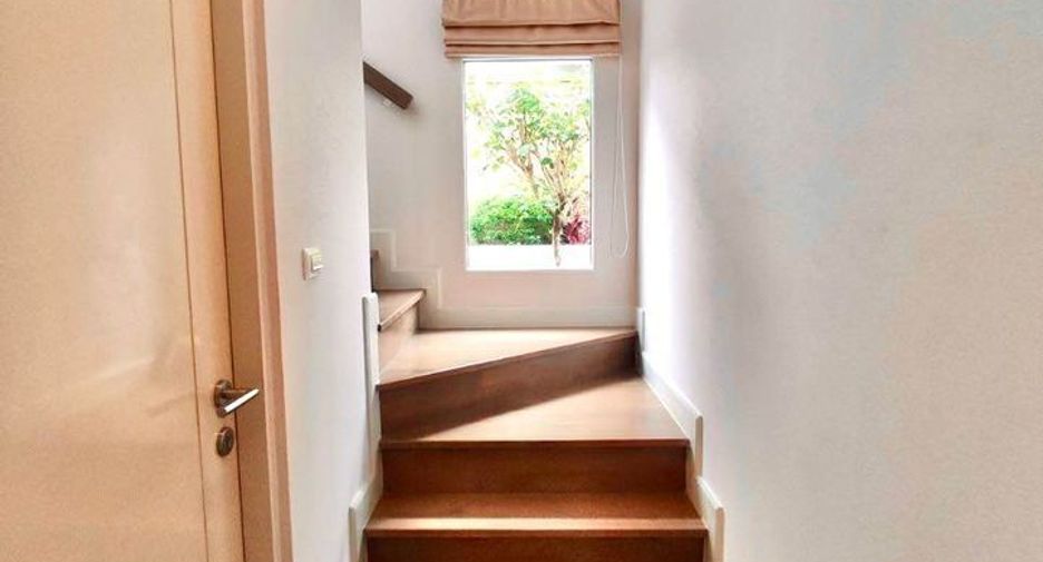 For rent 4 bedrooms house in Mueang Phuket, Phuket