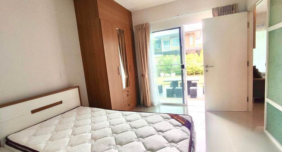 For rent 4 bedrooms house in Mueang Phuket, Phuket