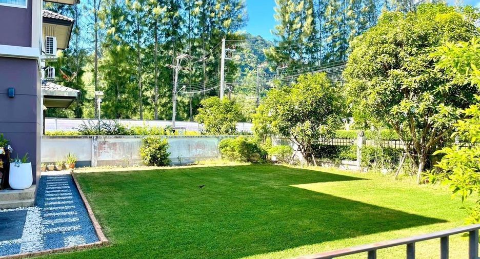 For rent 4 bedrooms house in Mueang Phuket, Phuket