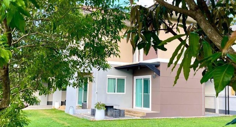 For rent 4 bedrooms house in Mueang Phuket, Phuket