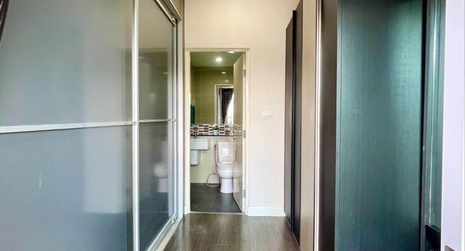 For rent 4 bedrooms house in Mueang Phuket, Phuket
