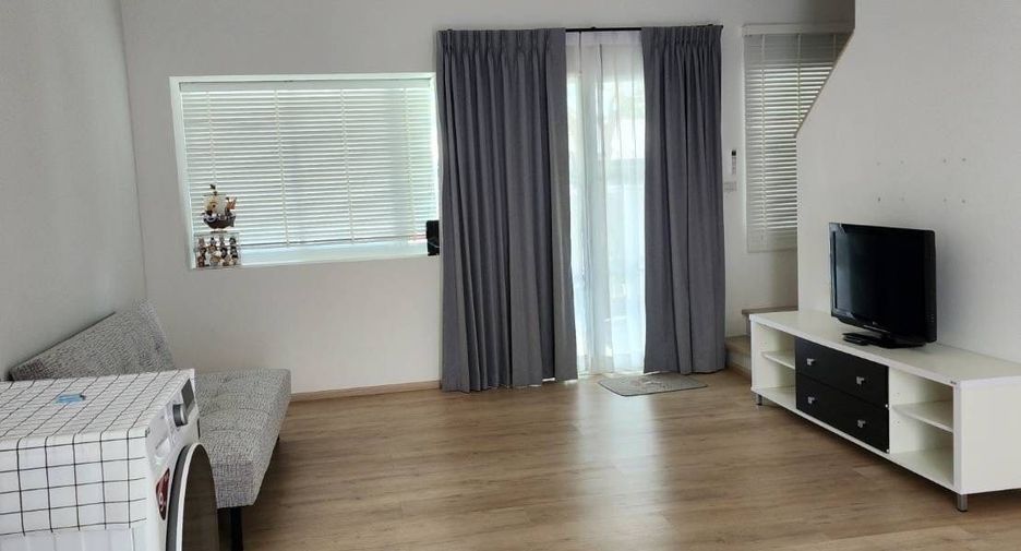 For rent 2 bedrooms townhouse in Bang Phli, Samut Prakan