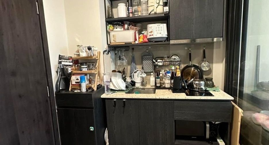 For rent 1 bed condo in Huai Khwang, Bangkok