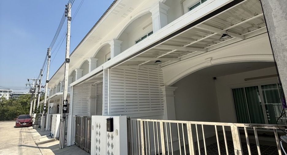 For rent 2 bedrooms townhouse in Mueang Phuket, Phuket