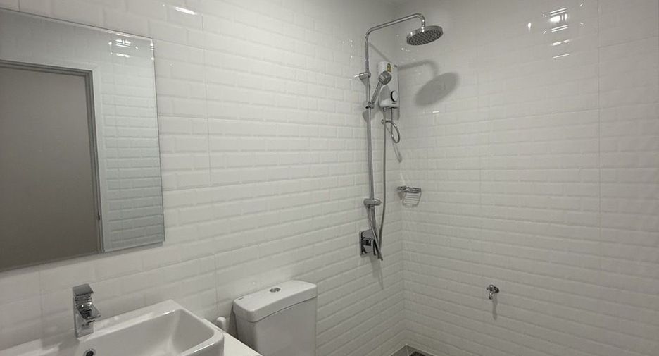 For rent 2 bedrooms townhouse in Mueang Phuket, Phuket