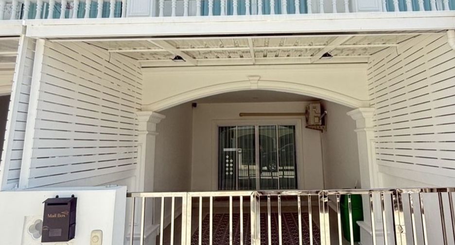 For rent 2 bedrooms townhouse in Mueang Phuket, Phuket
