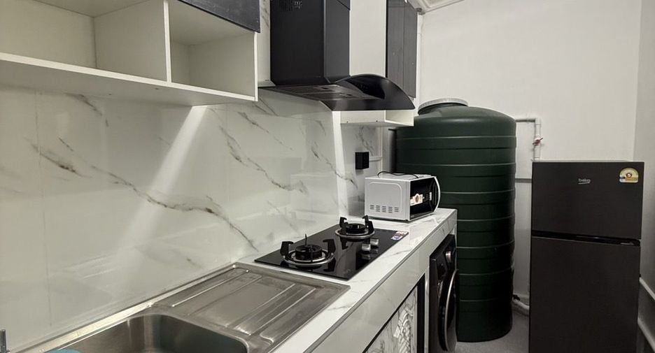 For rent 2 bedrooms townhouse in Mueang Phuket, Phuket