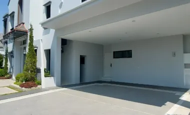 出售 和 出租 5 卧室 独立屋 在 Saphan Sung, 曼谷