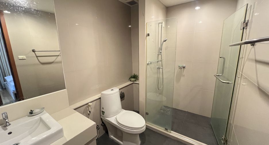 For sale 1 bed condo in Mueang Samut Prakan, Samut Prakan
