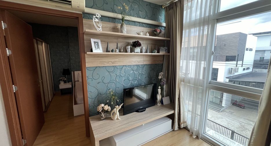 For sale 1 bed condo in Mueang Samut Prakan, Samut Prakan