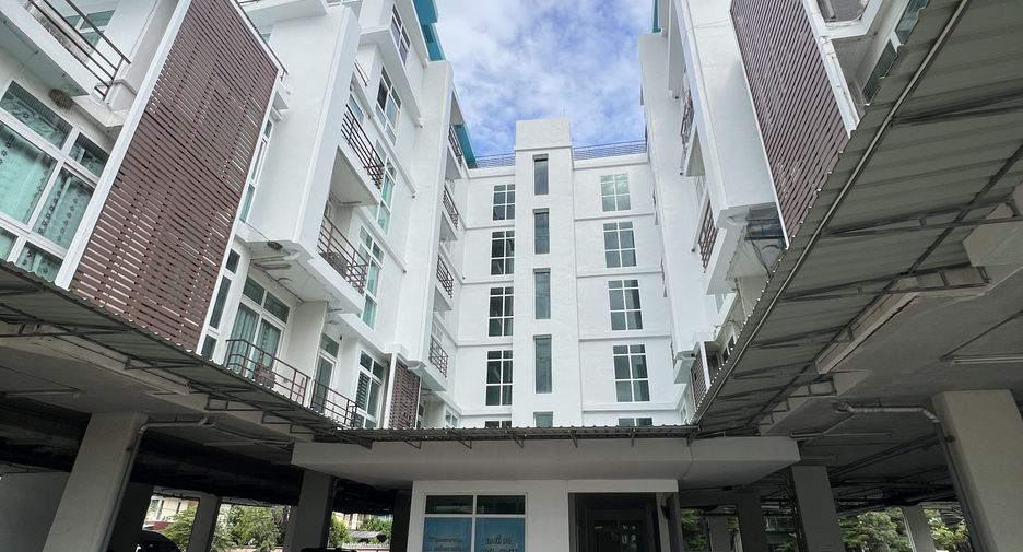 For sale 1 bed condo in Mueang Samut Prakan, Samut Prakan