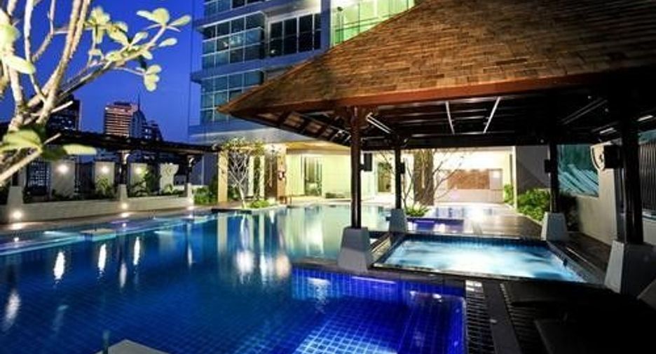 For rent studio condo in Watthana, Bangkok
