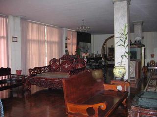 Haus zum Kauf mit 7 Zimmer in Chom Thong, Bangkok