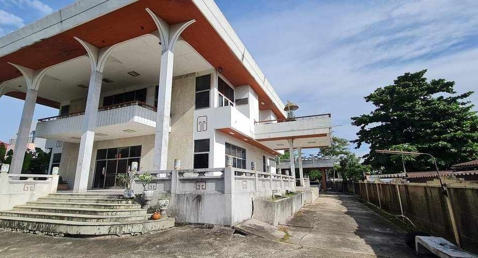À vendre 7 chambres maison à Chom Thong, Bangkok