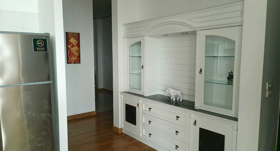 For rent 2 bedrooms condo in Mueang Phuket, Phuket