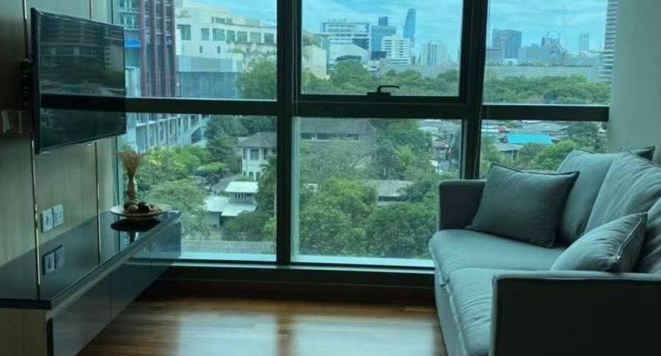 For rent 1 bed condo in Pathum Wan, Bangkok